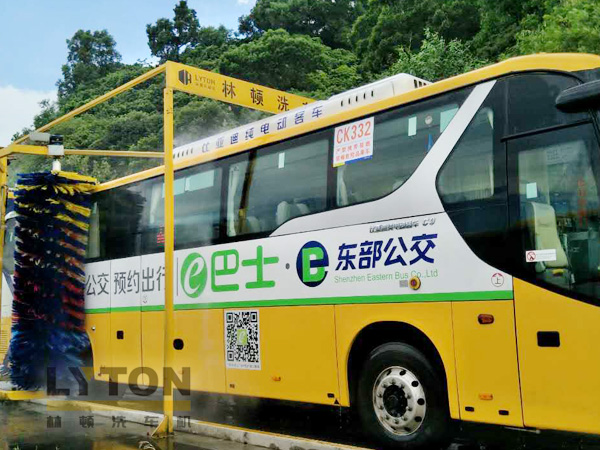 “讓出行更美好”東部公交EBUS選擇林頓大型通道式全自動(dòng)大巴洗車(chē)機(jī)
