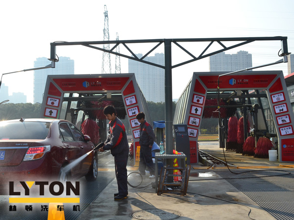 林頓fx11電腦洗車(chē)機(jī)2套(名駿百盛汽車(chē)服務(wù)連鎖選購(gòu)配置)